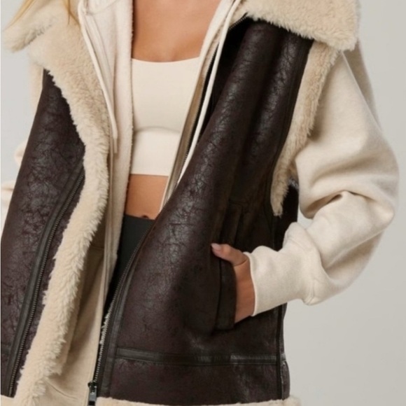 OFFLINE by aerie Faux Leather Sherpa Vest - Picture 2 of 6